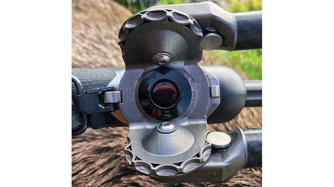 This picture shows the release button and the recesses, which set the legs to different angles. To detach the bipod is a simple, user-friendly process. The push studs to lower and raise the legs are easy to use and well-designed; however, when the legs are locked in position, there’s a small amount of play.