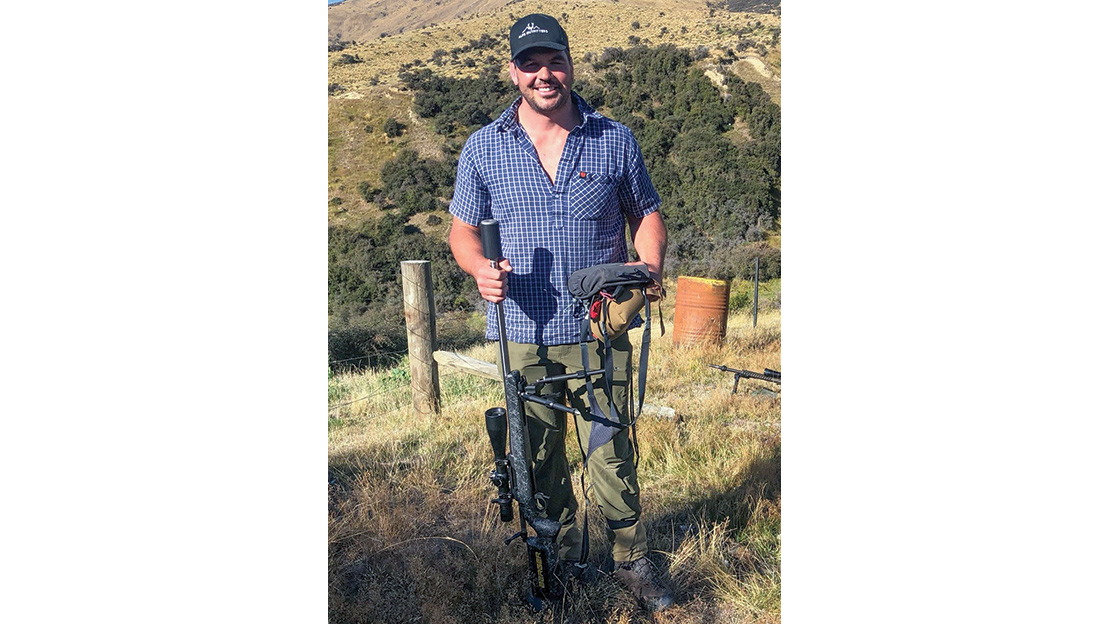 Winner of this year’s 1000-yard challenge – former Hurricanes prop and Maori All Black, Ben May – loves his hunting and shooting. The competition is a knockout format where competitors are required to make one out of four shots to progress from the first round. From there, it’s one shot per round, with the later rounds progressing to a smaller gong.