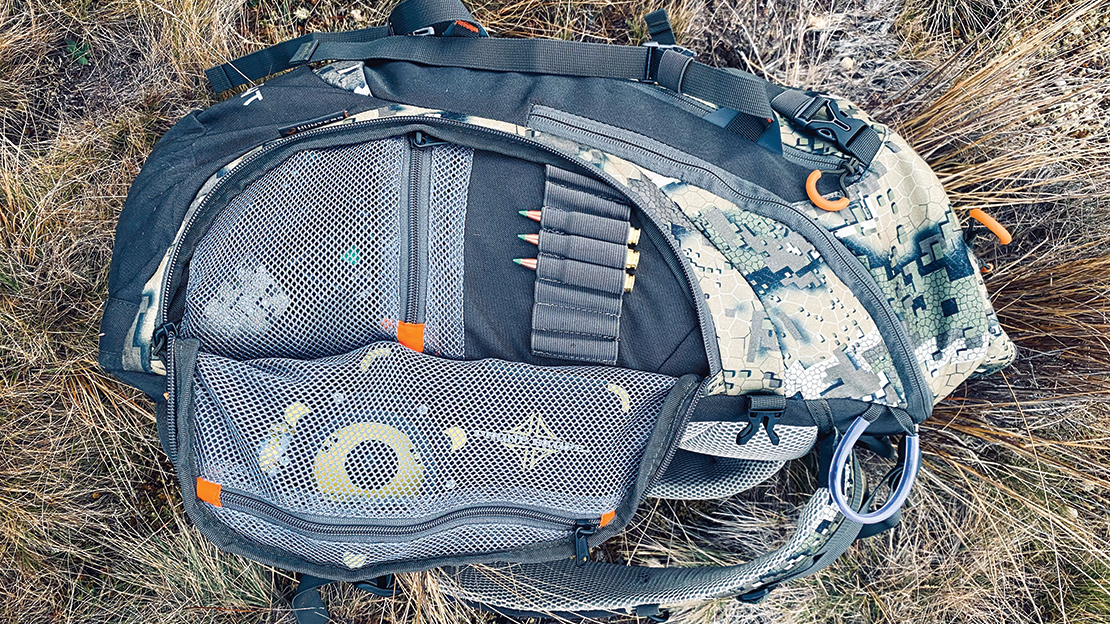 The side pocket is a good size. Attention to detail like the ammo holder and zip pockets make sure every little piece of space is utilised – they’re great to compartmentalise gear.